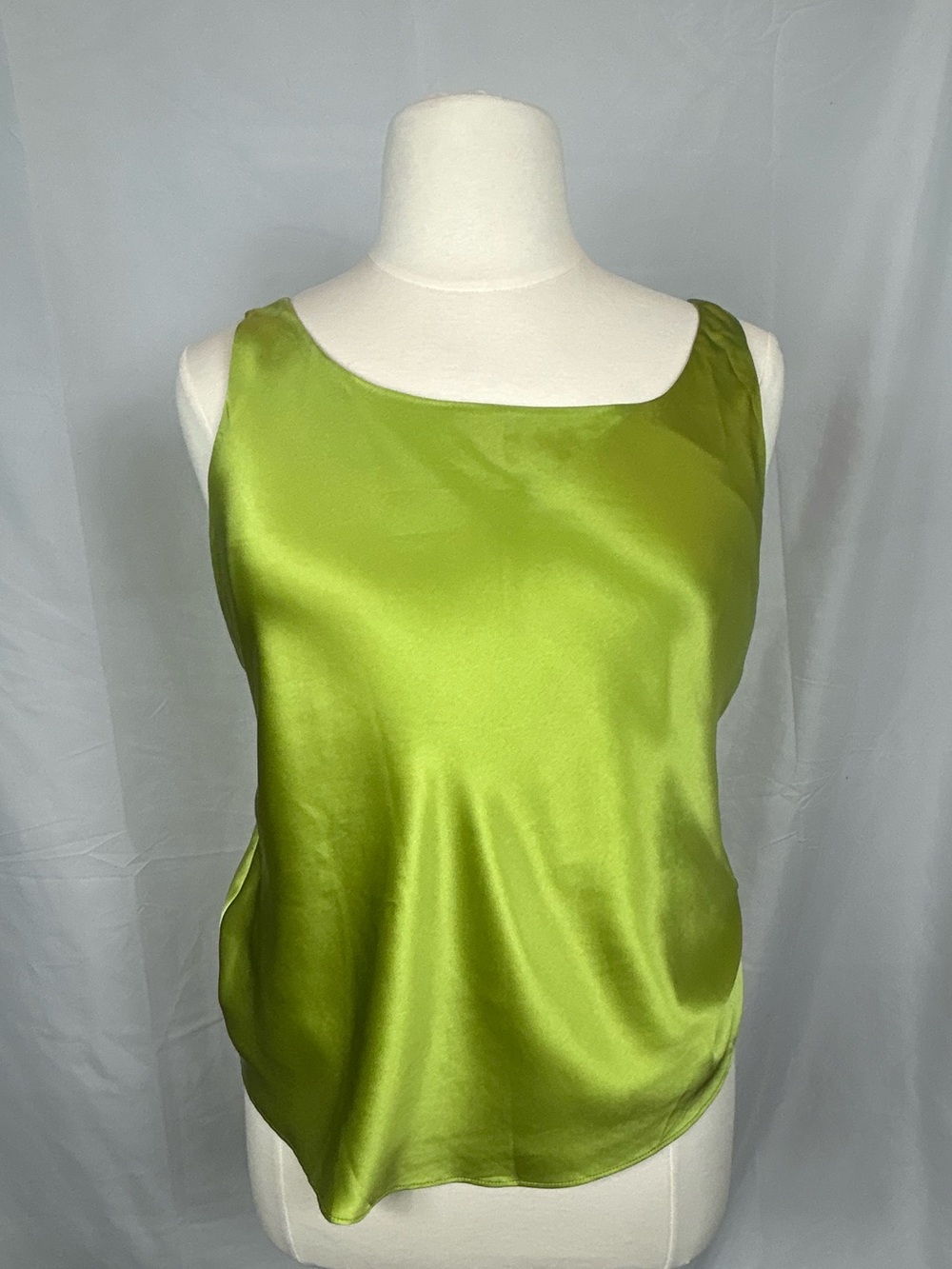 Lafayette 148 New York Satin Scoop Neck Camisole in Lime